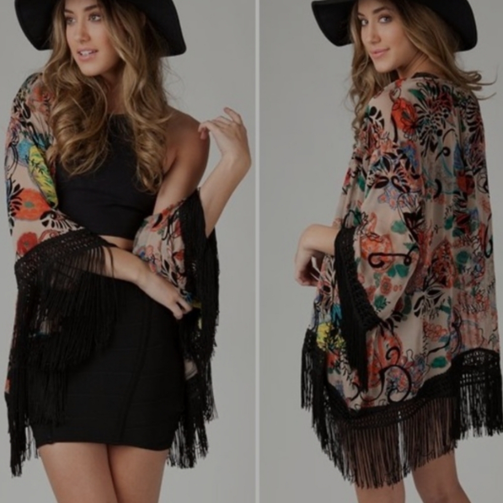 Sans Souci Boho Hippie Multicolor Floral Flocked Fringe Kimono Small